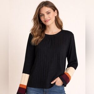 Cliche Pleated Sweater w/ Color Block Sleeves. Size M